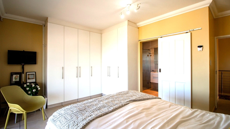 4 Bedroom Property for Sale in Island View Western Cape